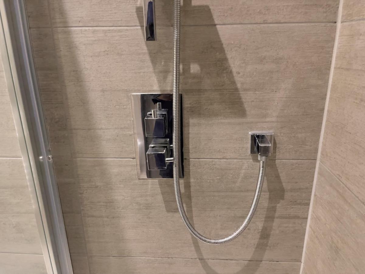 Lovely 2 Double Bedroom Flat With Free Parking - At The Atrium Mk Milton Keynes Dış mekan fotoğraf